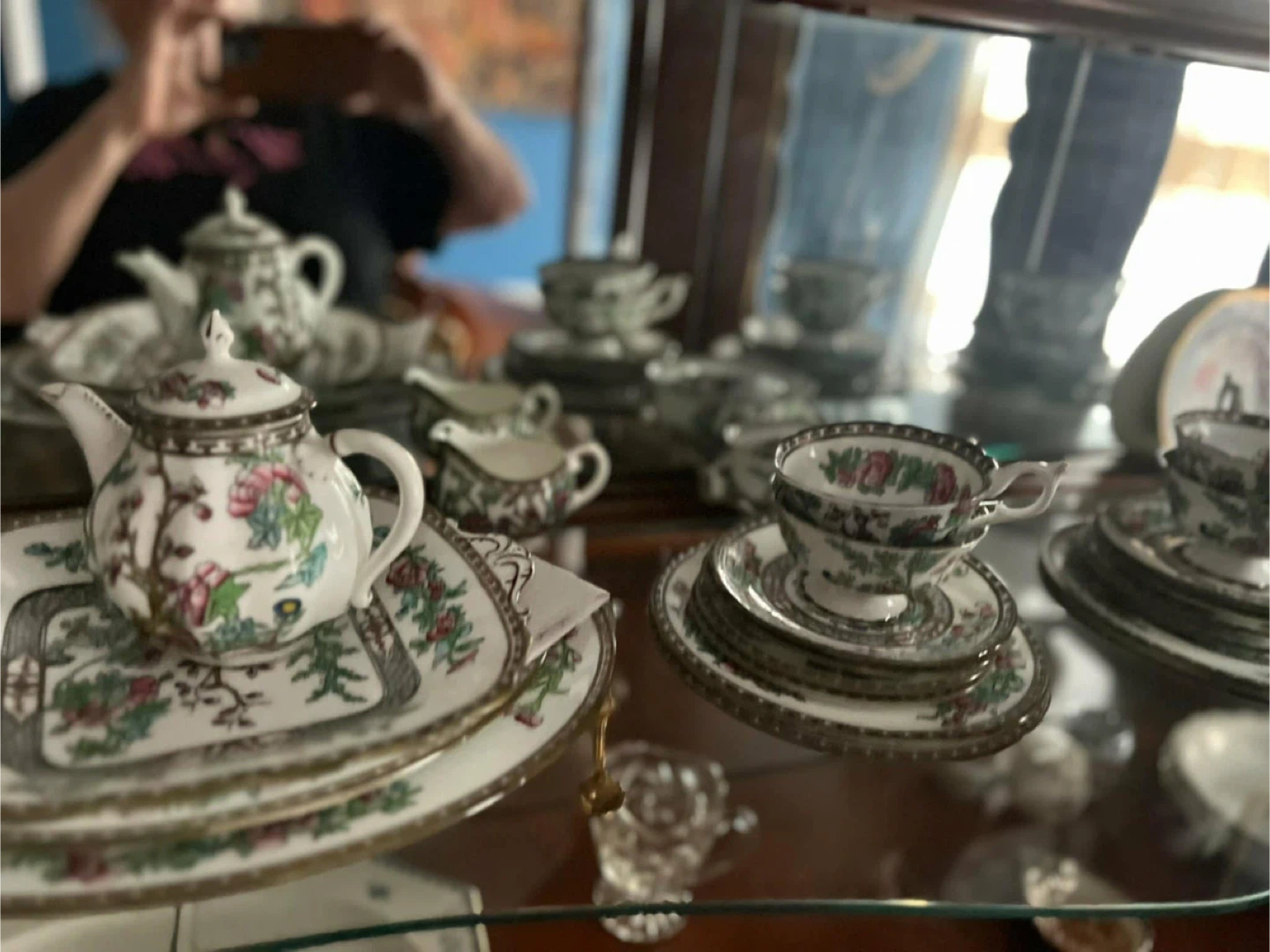 Antique tea set for 12 people, made by Coalport, circa 1750. - photo 2