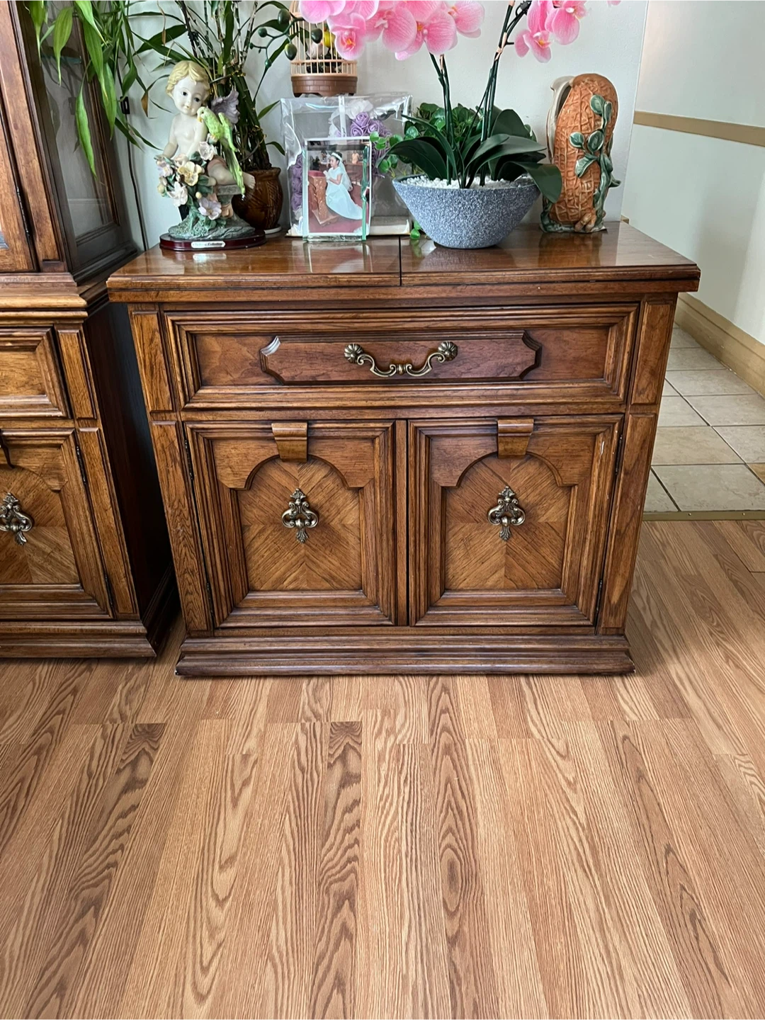 Vintage Dining Set with Hutch and Sideboard - photo 3