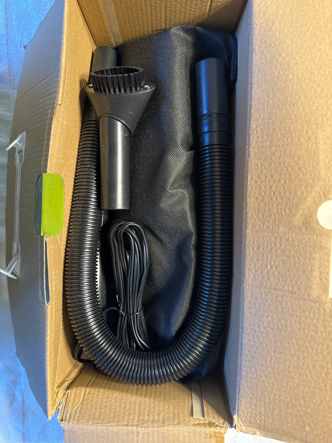 Evergear Cyclone Vacuum Cleaner - New in Box! image indicator(2)