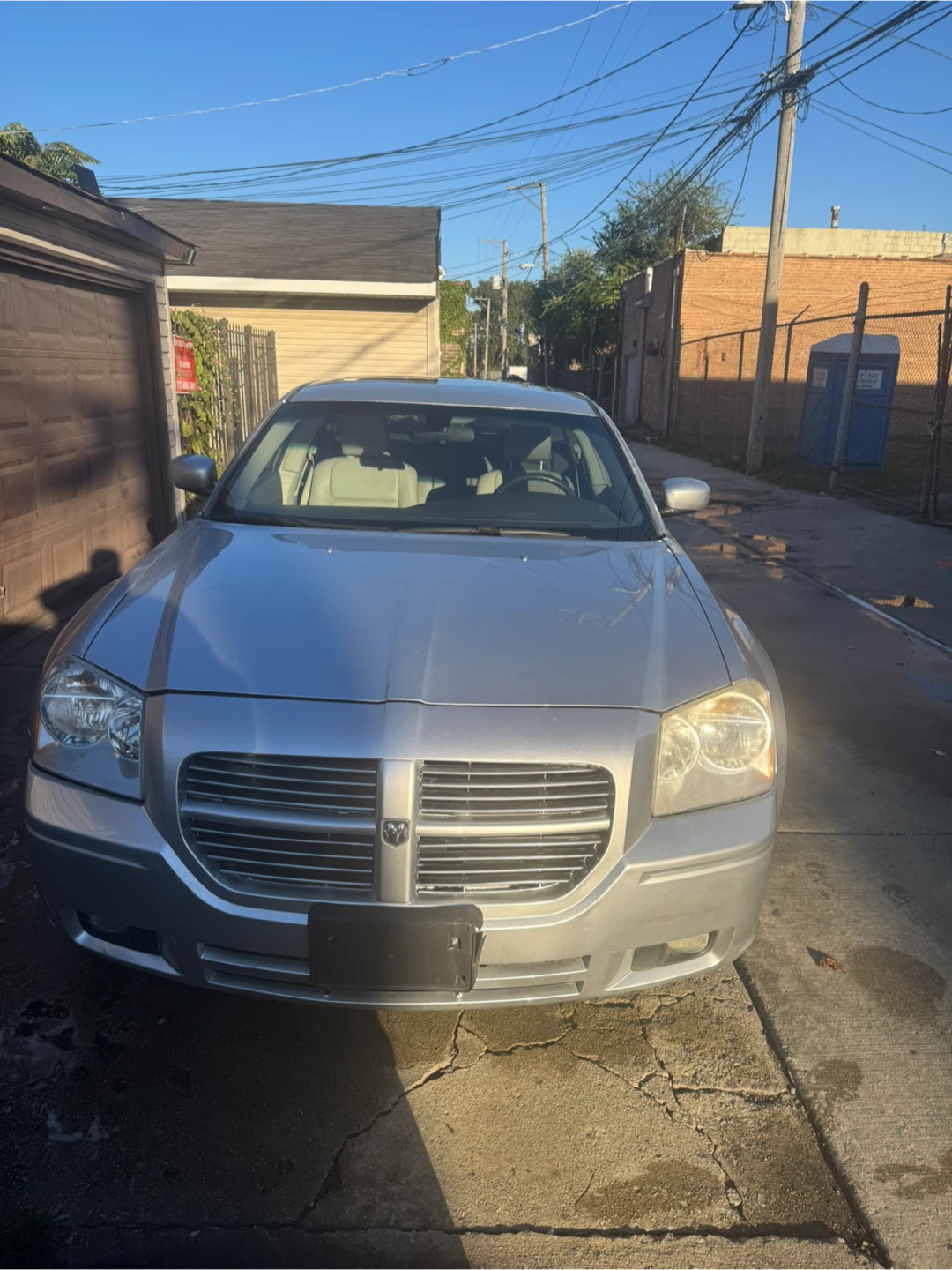Dodge Magnum Wagon - Silver - photo 2