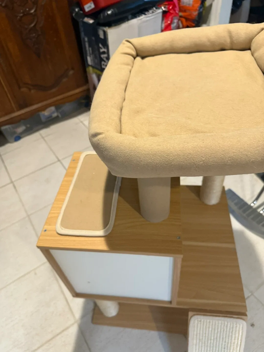 Cat Tree with Scratching Posts image indicator(4)