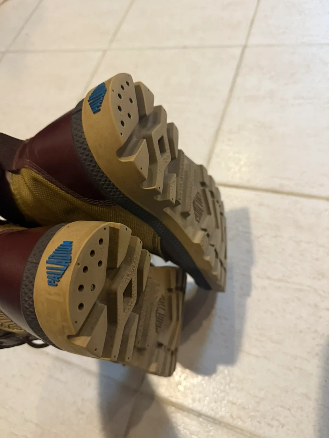 Palladium Waterproof Boots - Men's Size 8.5 image indicator(2)