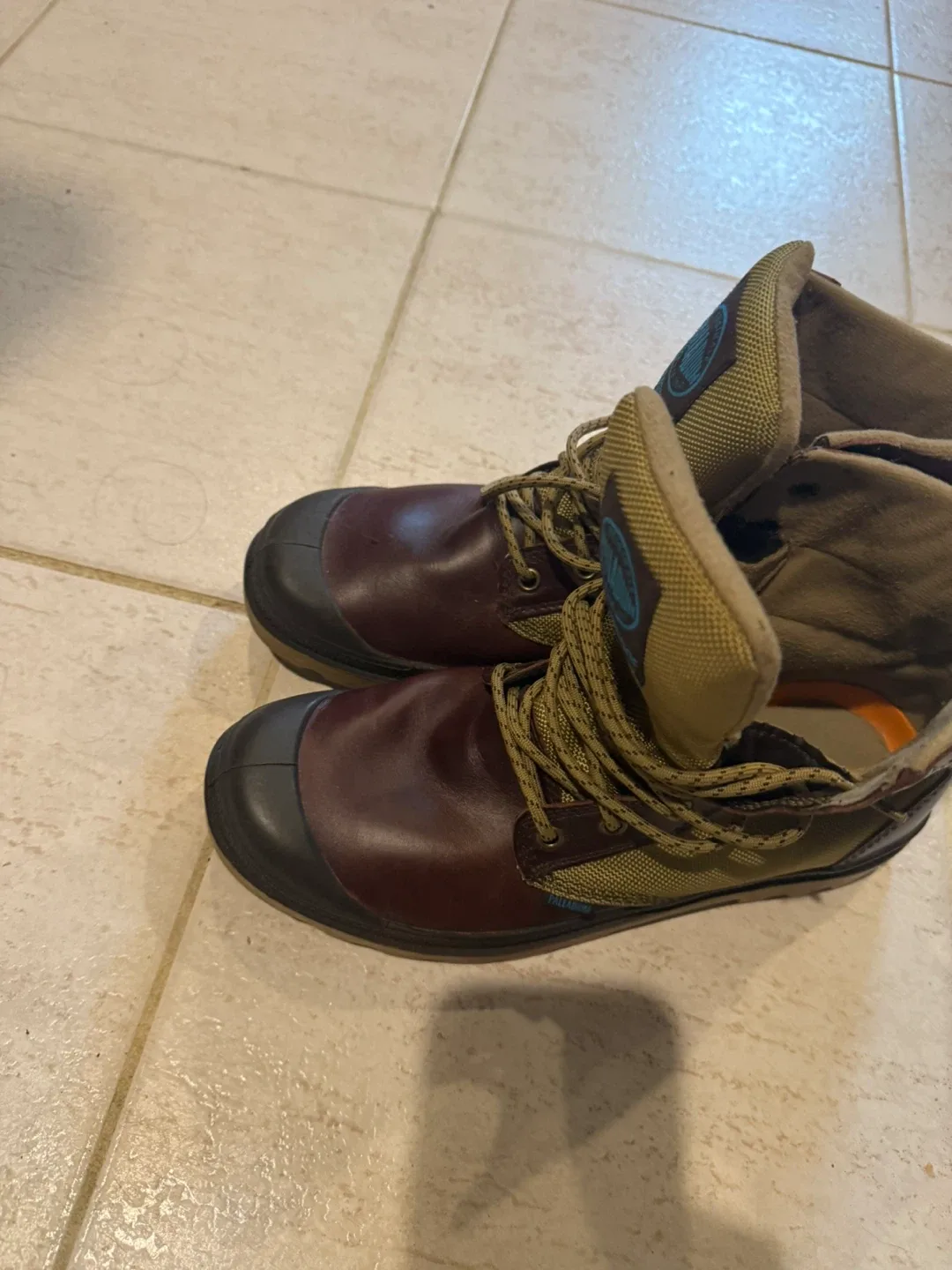 Palladium Waterproof Boots - Men's Size 8.5 image indicator(4)