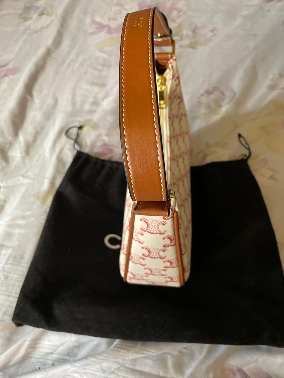Celine Ava Triomphe Bag - photo 4