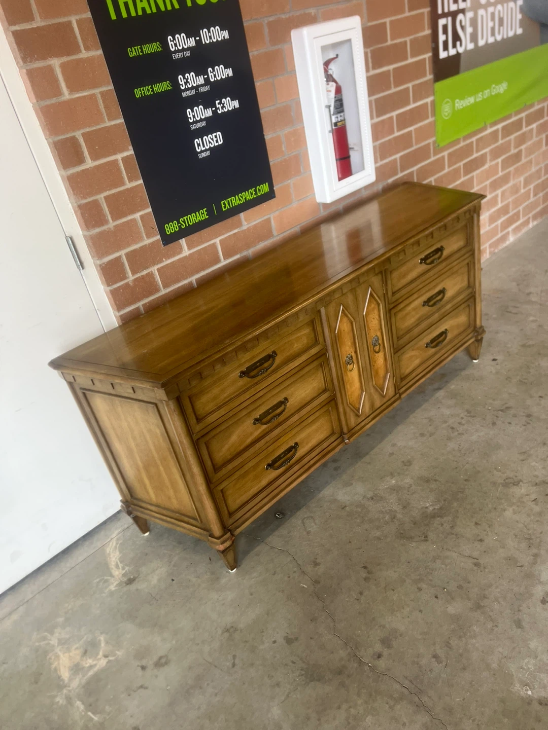 Wooden 9 drawers Dresser - photo 2