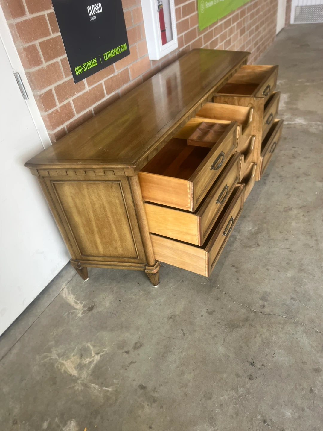 Wooden 9 drawers Dresser - photo 4