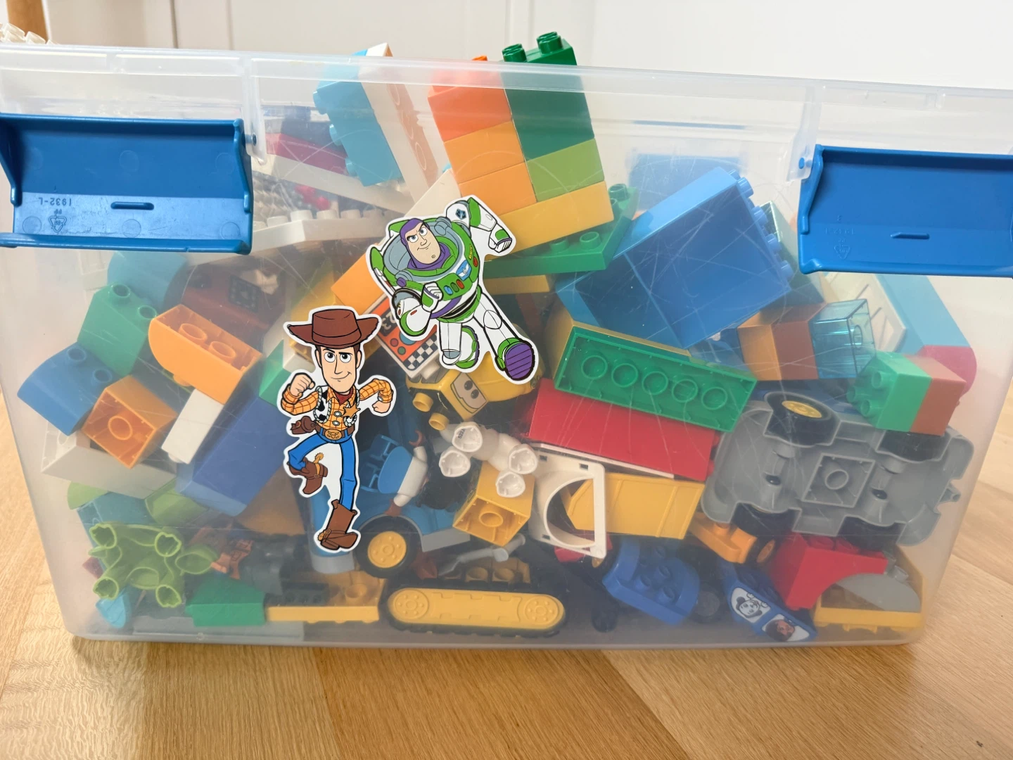 Lego DUPLO Bricks & Baseplate - photo 3