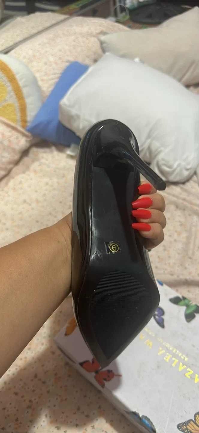 Azalea Wang Black Patent Leather Heels - Size 6 image indicator(2)