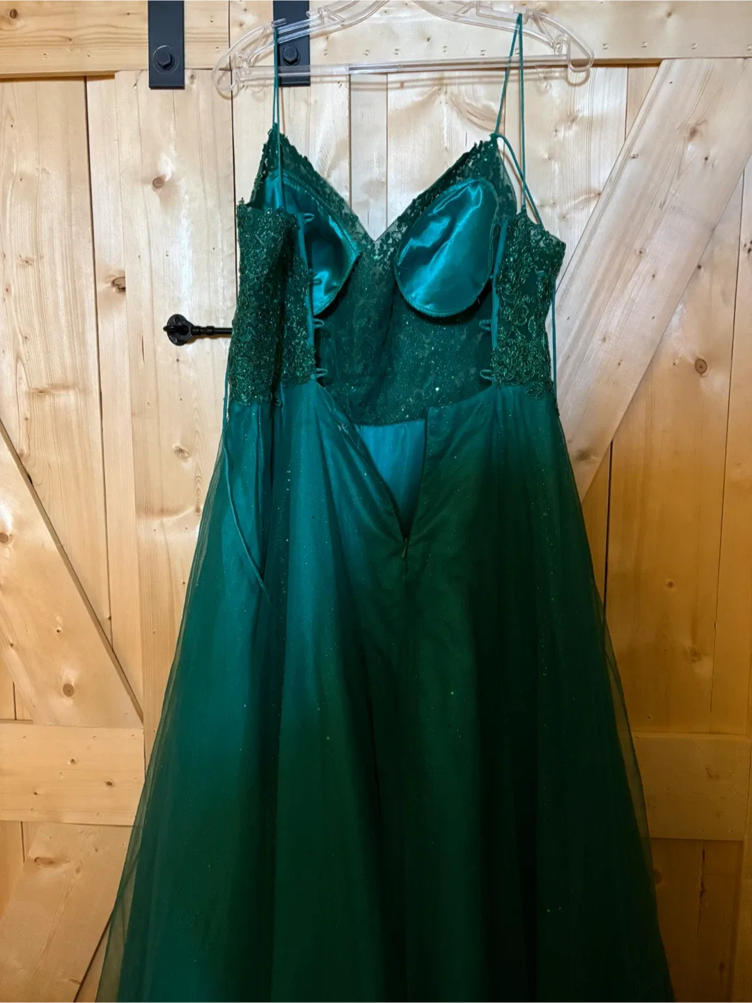 Elizabeth Noel Emerald Green Dress - Size 2XL image indicator(2)