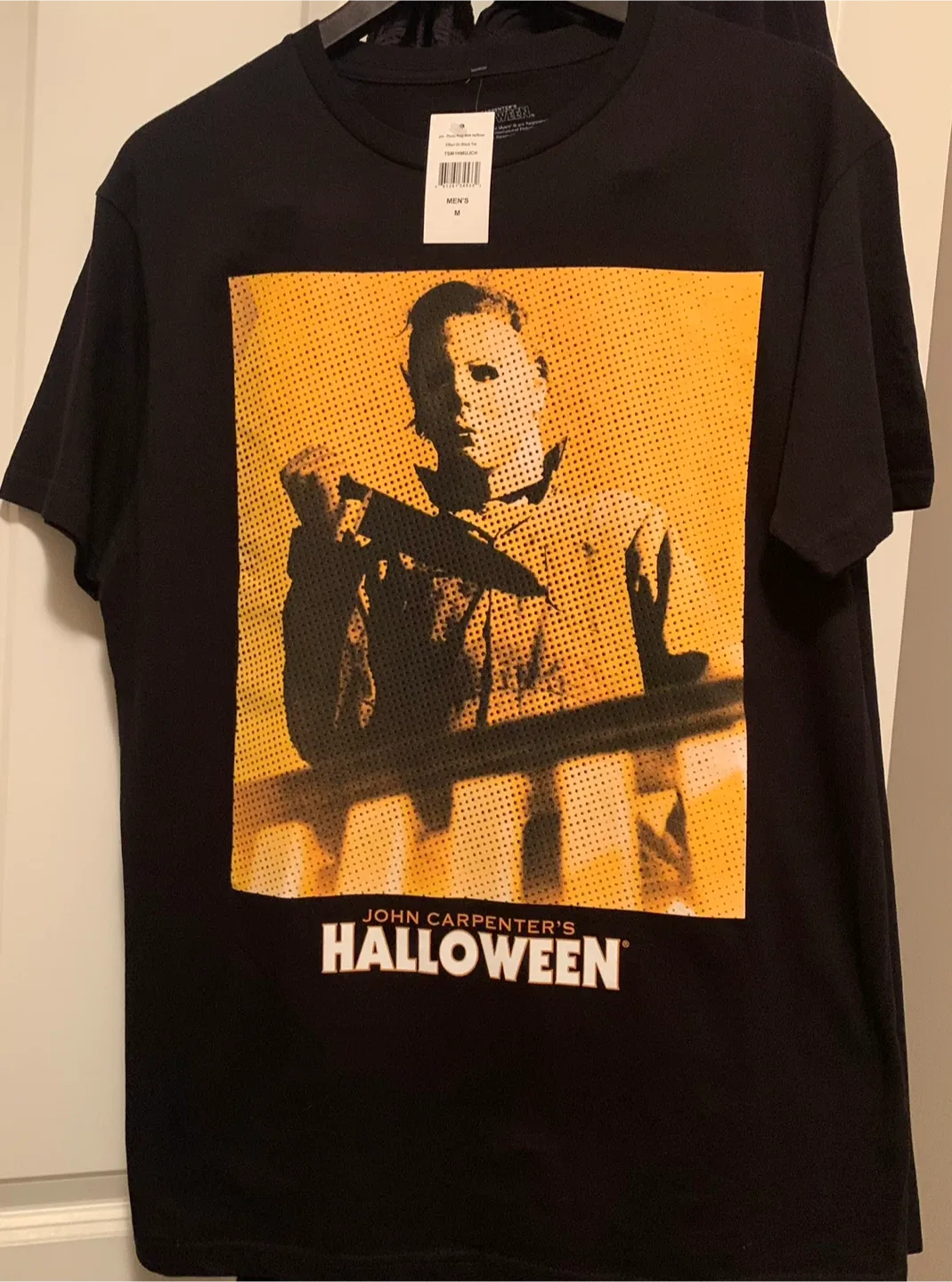 Halloween T-Shirt - Size M