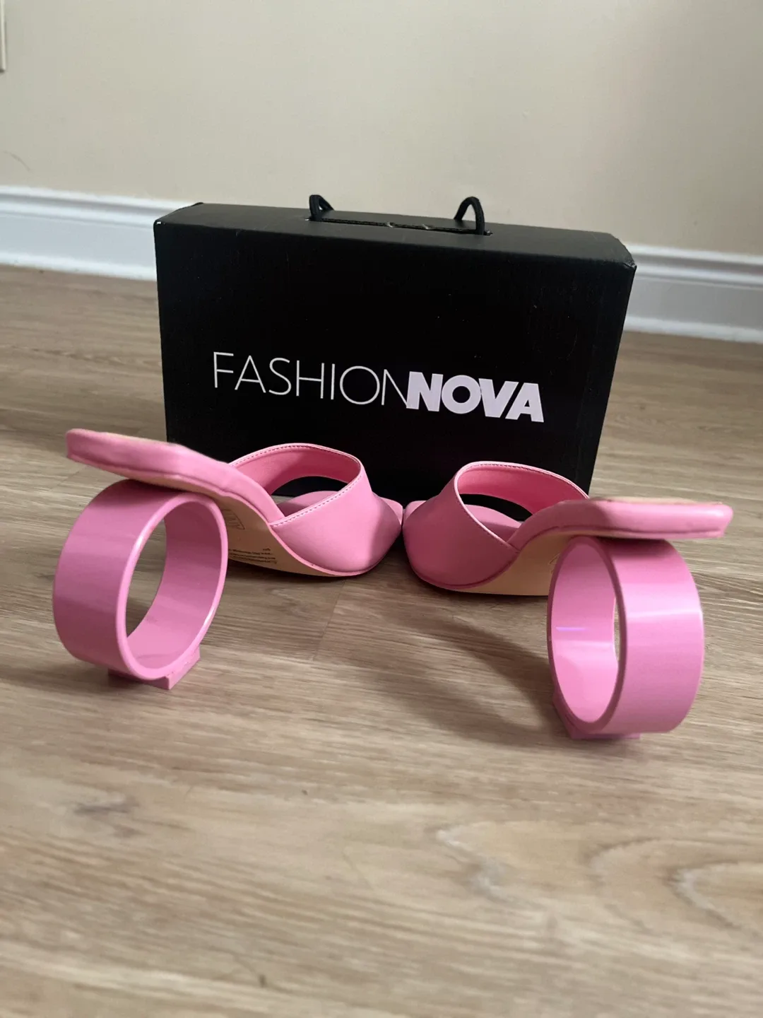 Fashion Nova Heels image indicator(2)