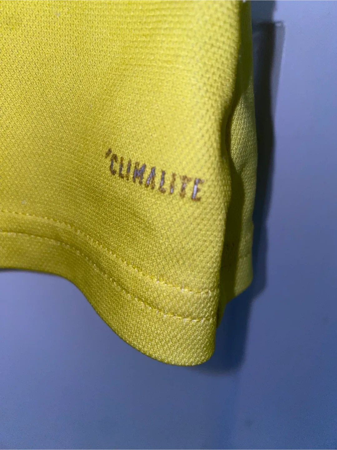 Adidas Women’s Colombia Soccer Jersey - XS image indicator(3)