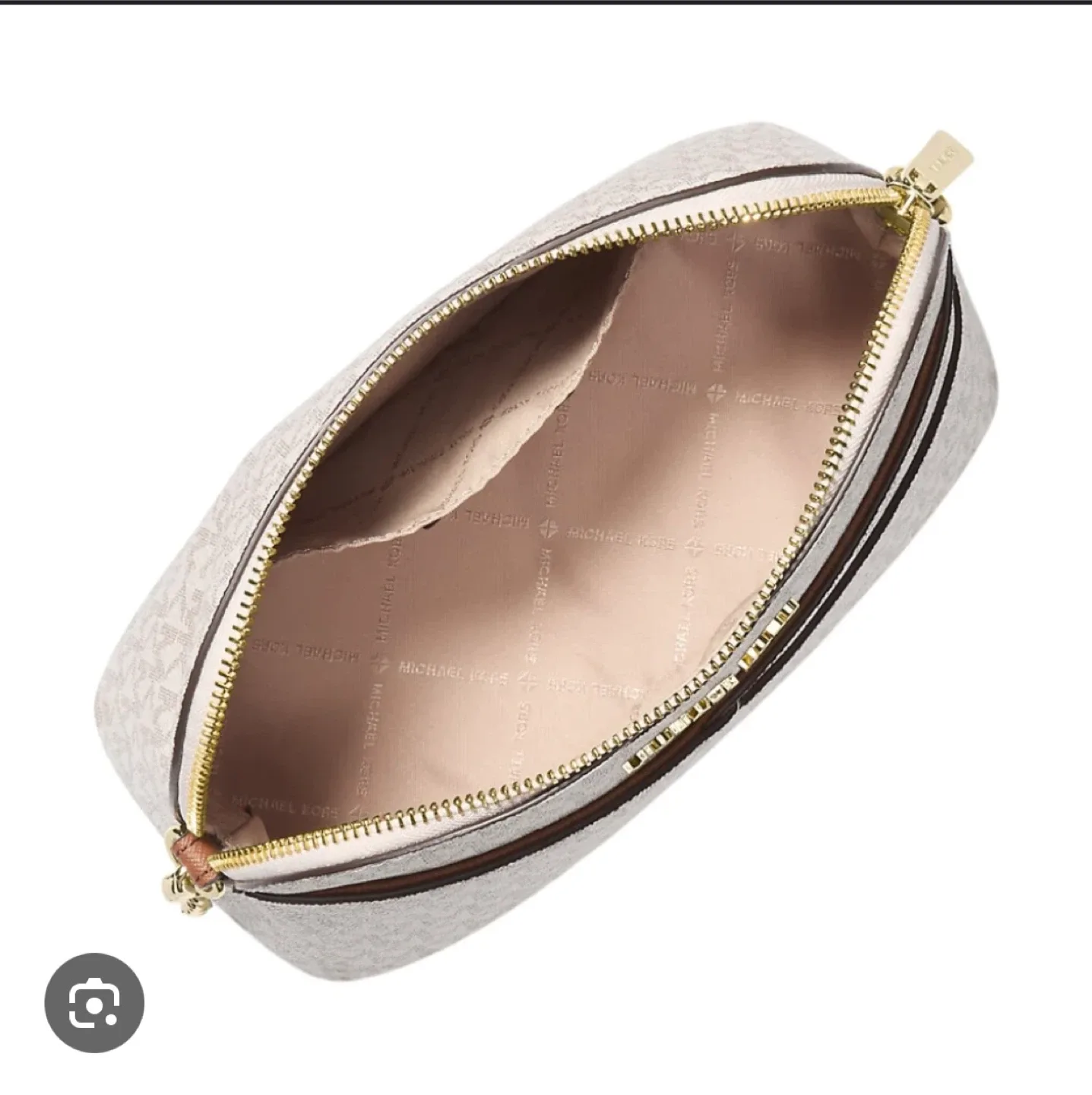 SOLD OUT ‼️ Michael Kors Reed Dome Crossbody Bag image indicator(4)