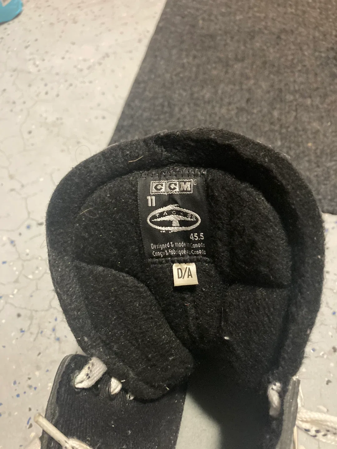 CCM Tacks Ice Hockey Skates - Size 11 image indicator(3)