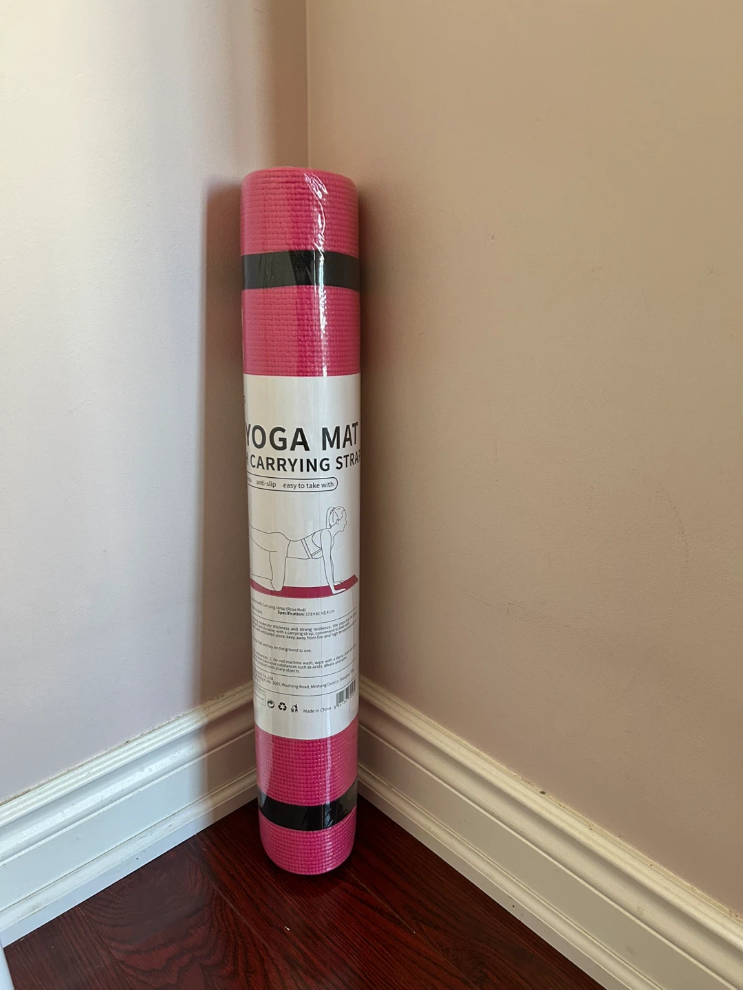 Mumuso Yoga Mat with Carrying Strap - Rose Red - photo 4