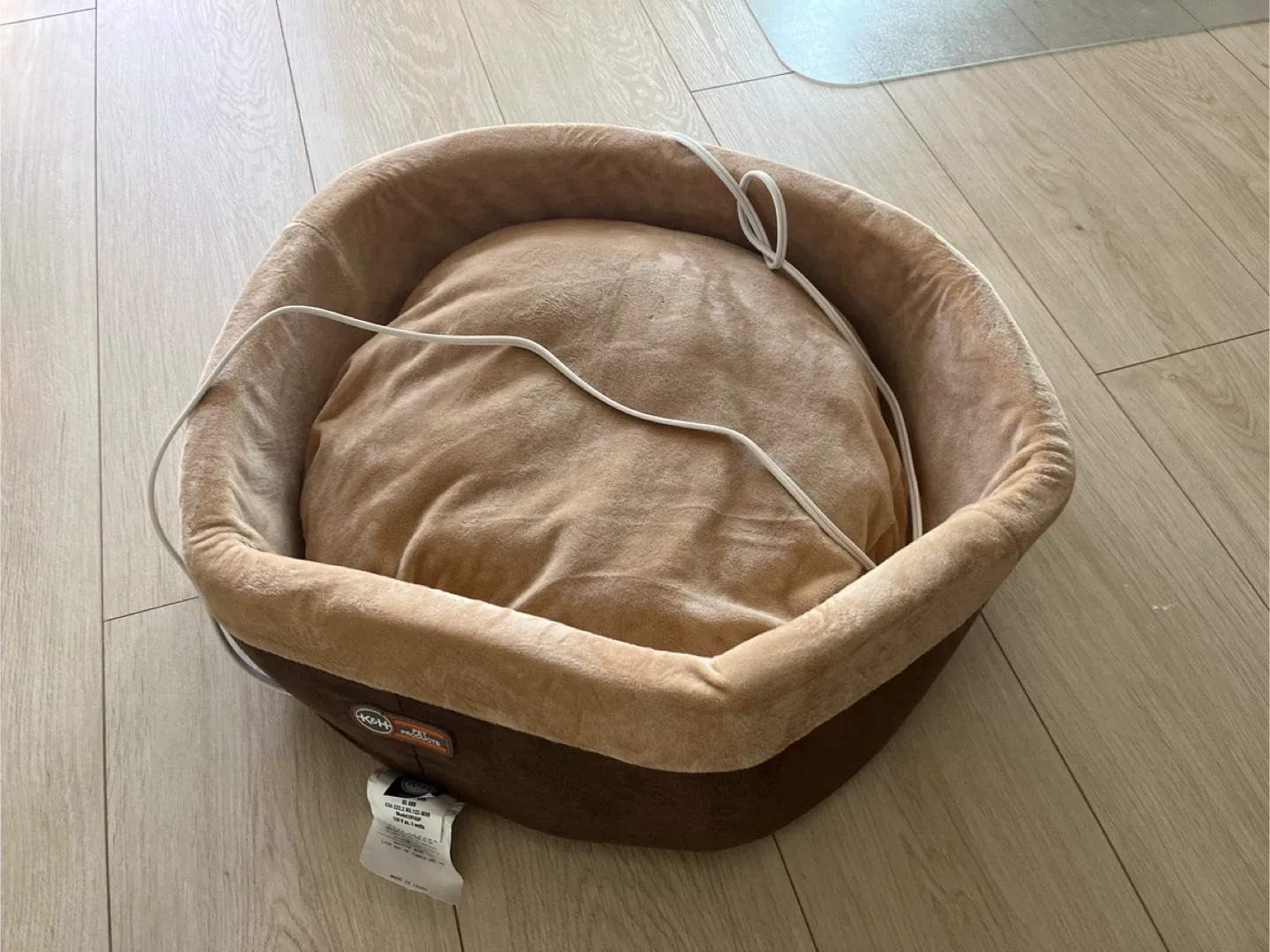 Heated cat bed image indicator(3)
