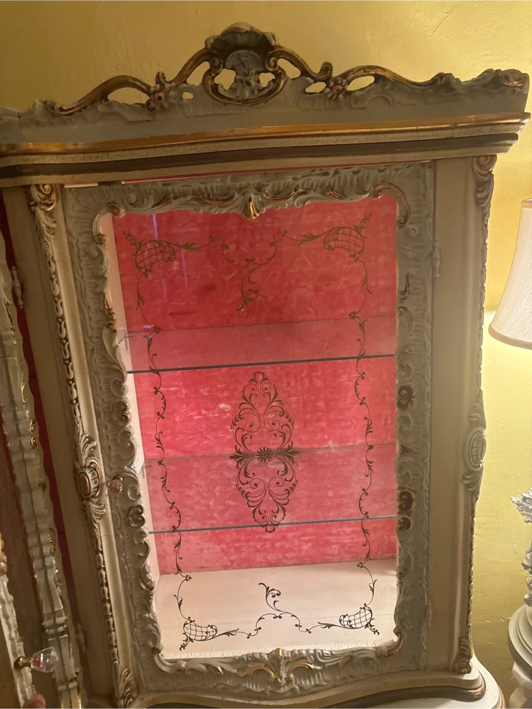 Vintage Display Cabinet image indicator(5)