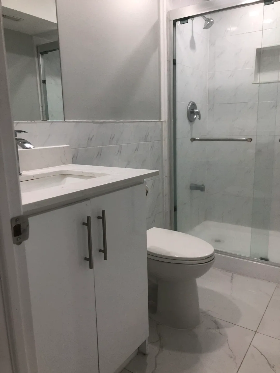 Bright & Spacious Basement Apartment for Rent in Pickering image indicator(5)