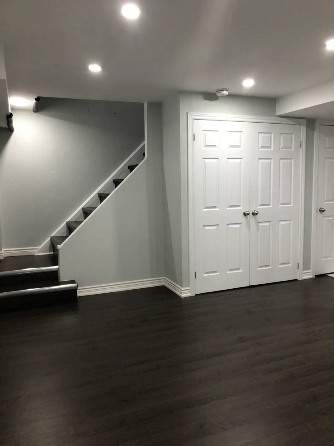 Bright & Spacious Basement Apartment for Rent in Pickering image indicator(7)