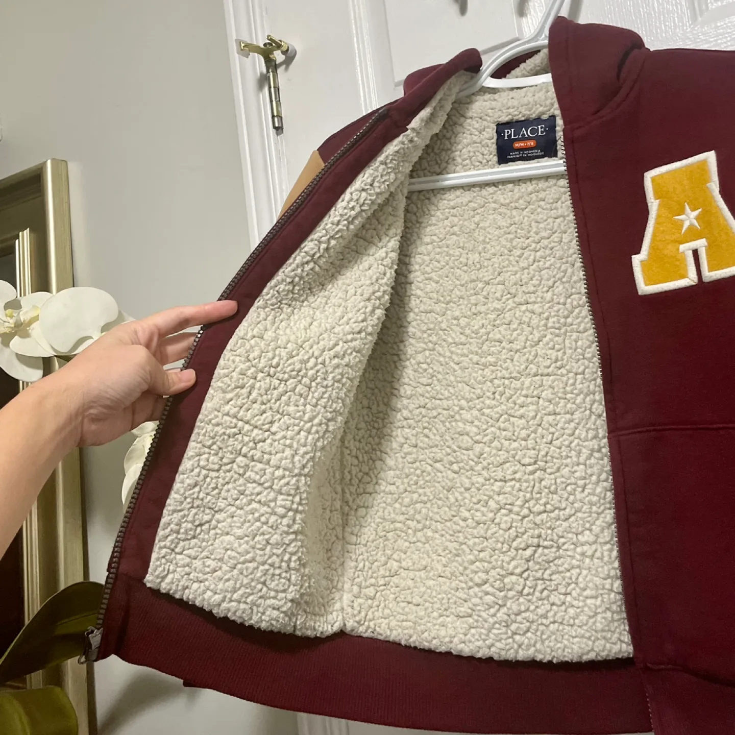 The Children’s Place Boys Varsity Sherpa-Lined Zip-Up Hoodie image indicator(5)