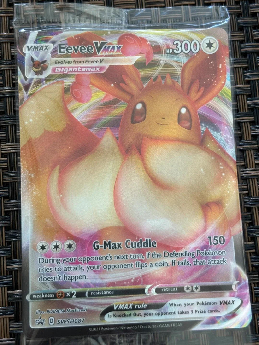 Eevee shining fates swsh promo pokemon card thumbnail