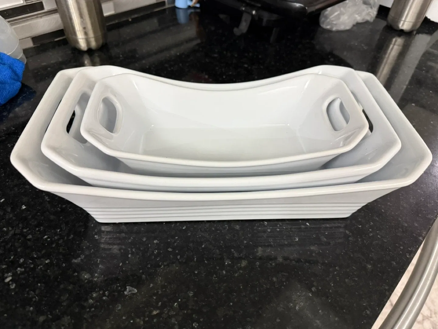 White Serving Trays - Set of 3 image indicator(2)