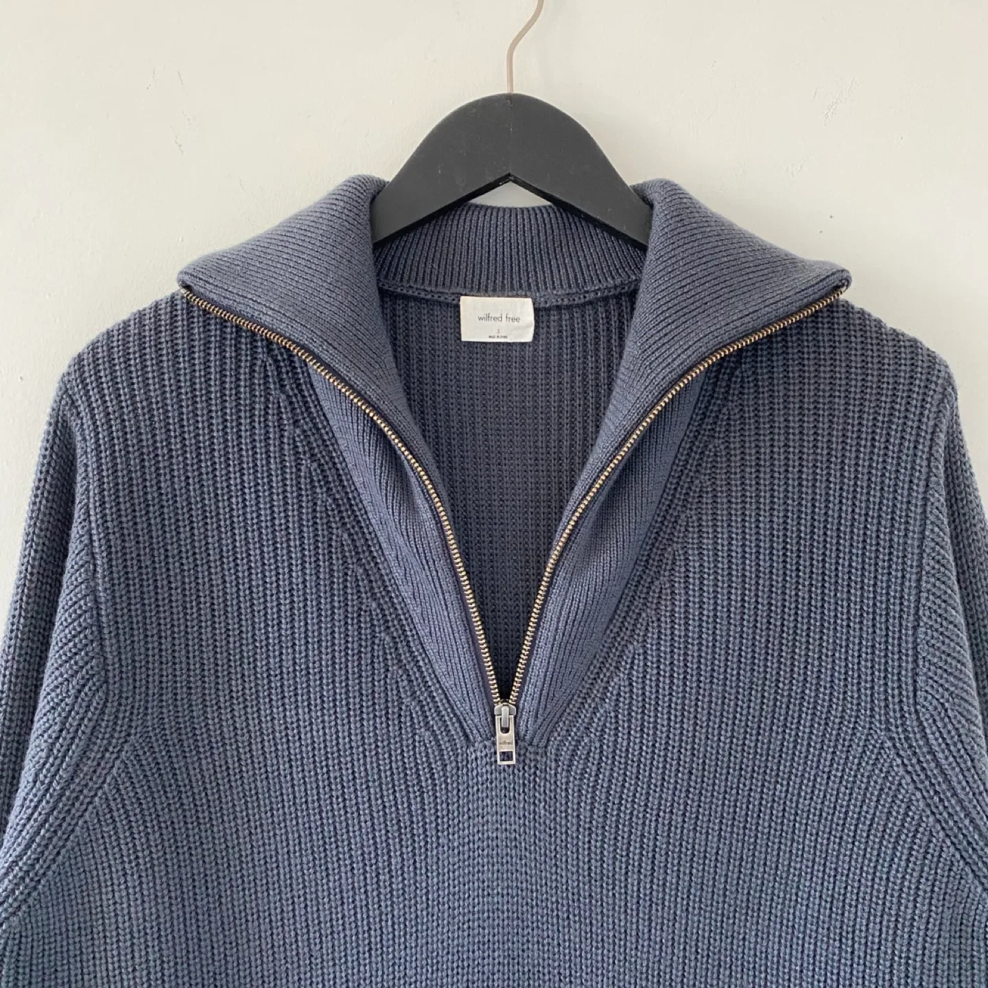 Aritzia Wilfred Free 1/4 Zip Caton Long Sweater image indicator(3)