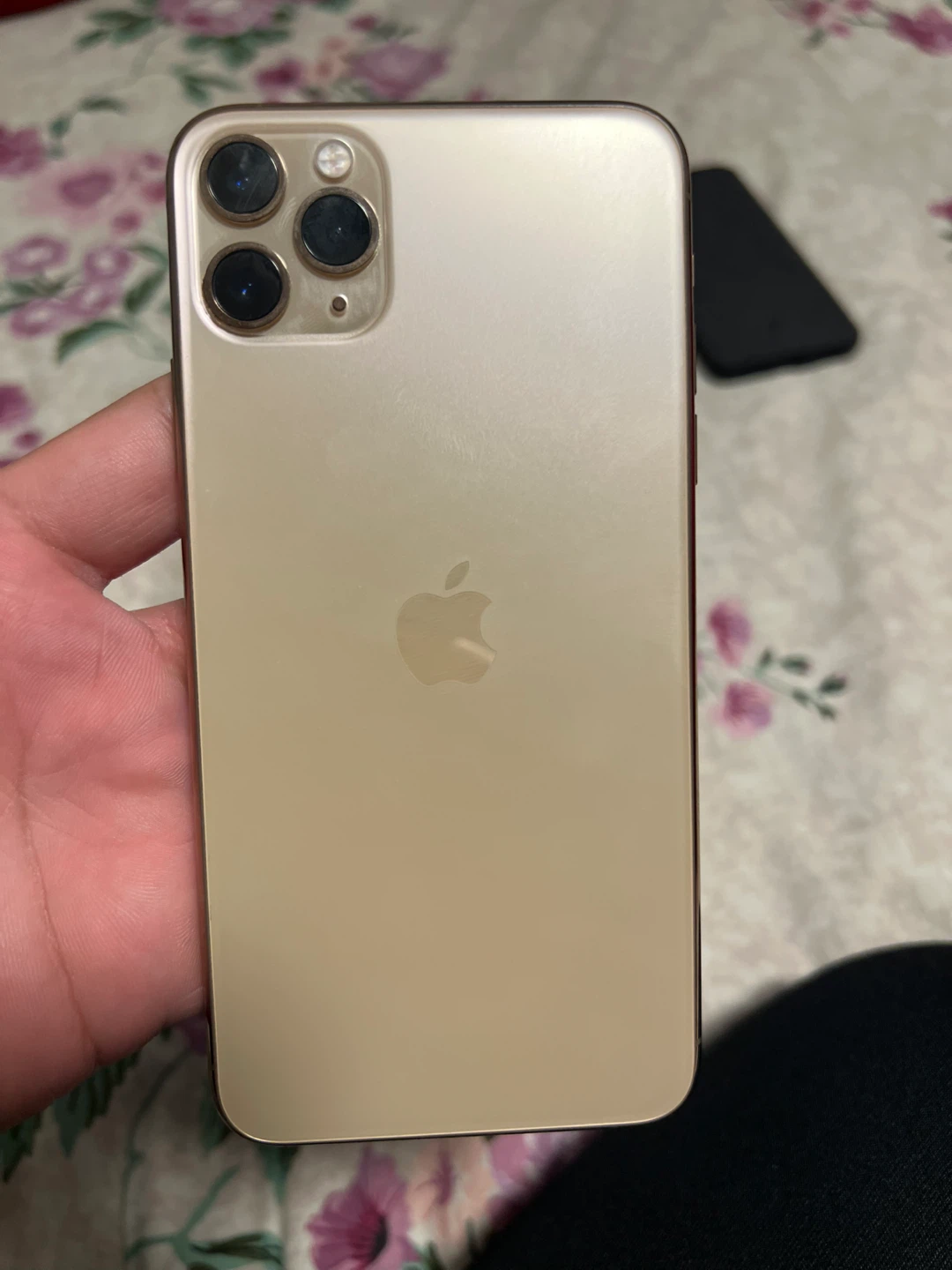 Apple iPhone 11 Pro max gold 64