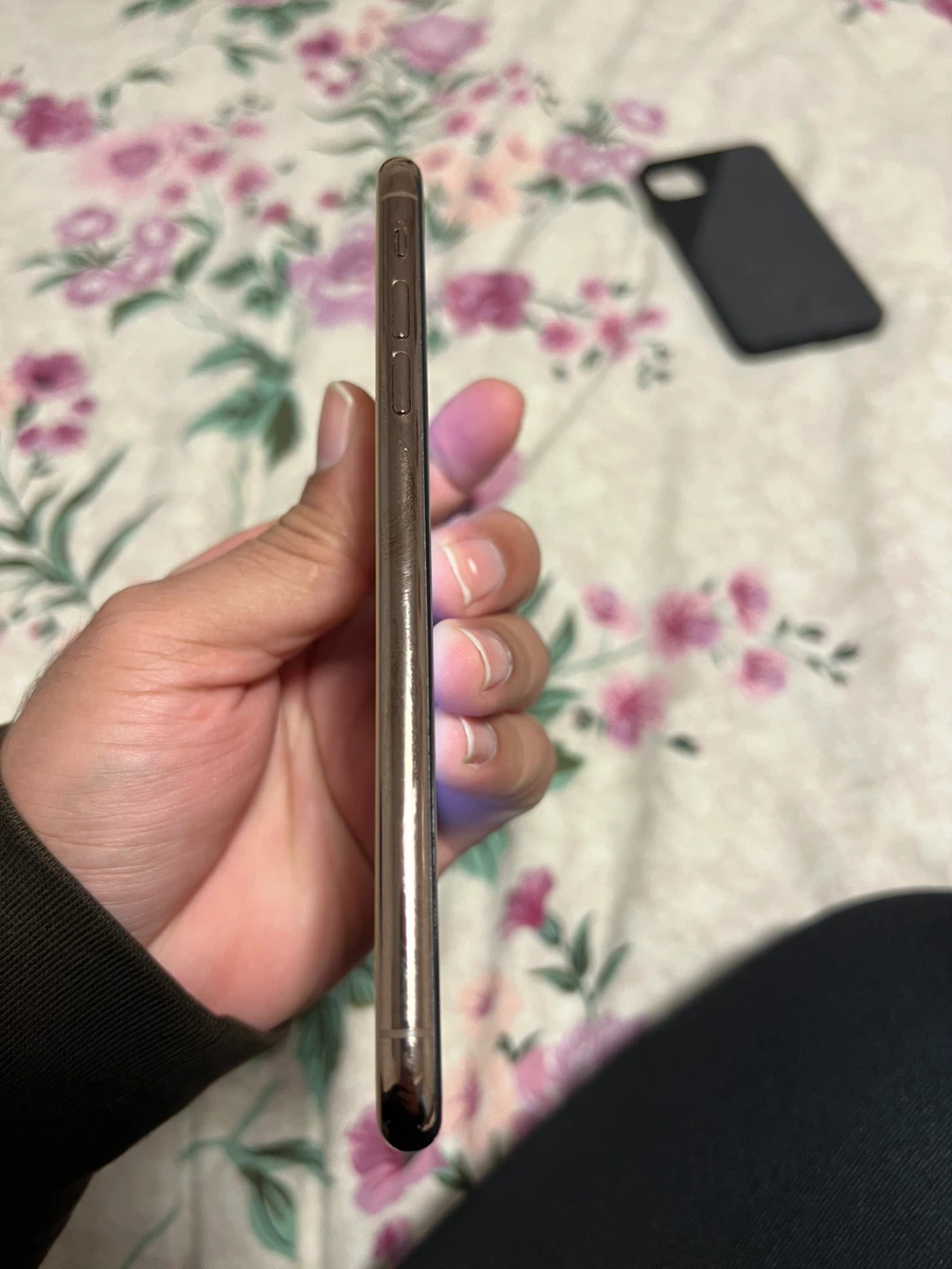 Apple iPhone 11 Pro max gold 64 - photo 5