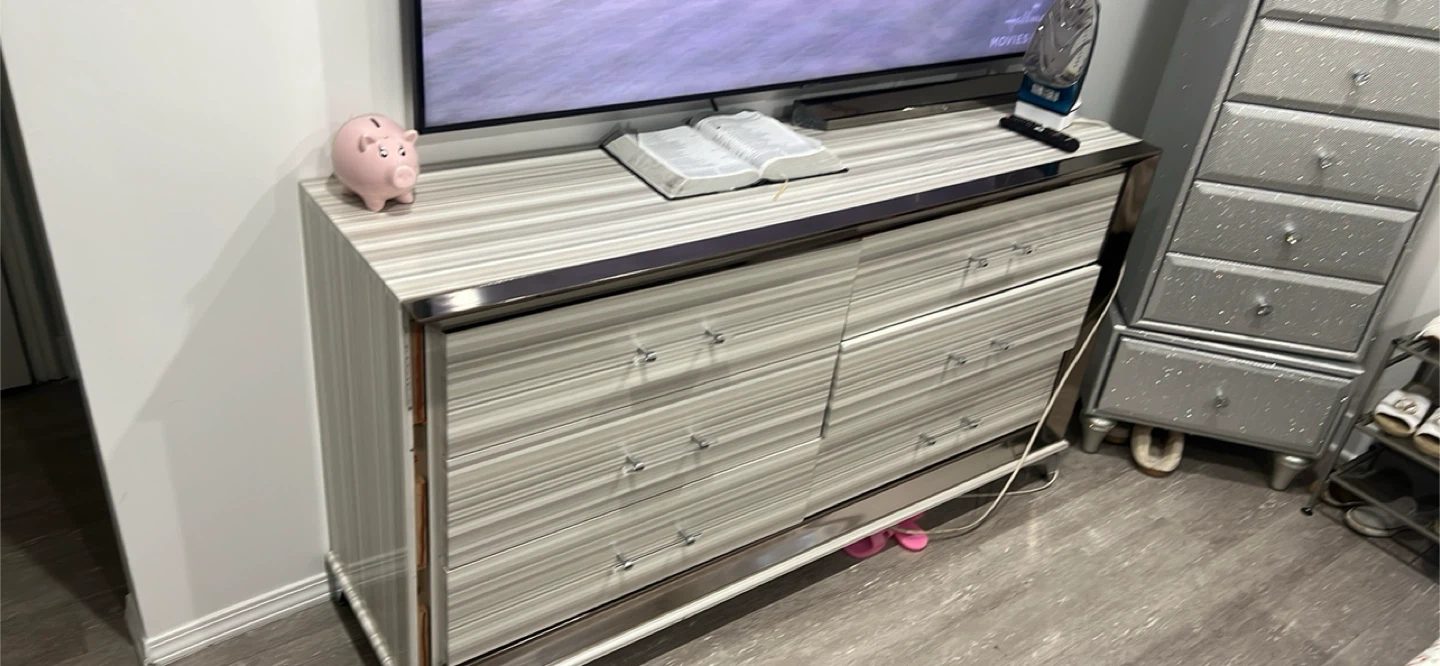 Mattress, bed frame dresser - photo 2
