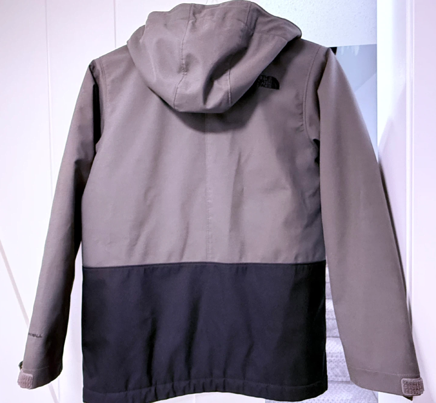 The North Face Boy's Gray/Black Hooded Jacket - photo 3