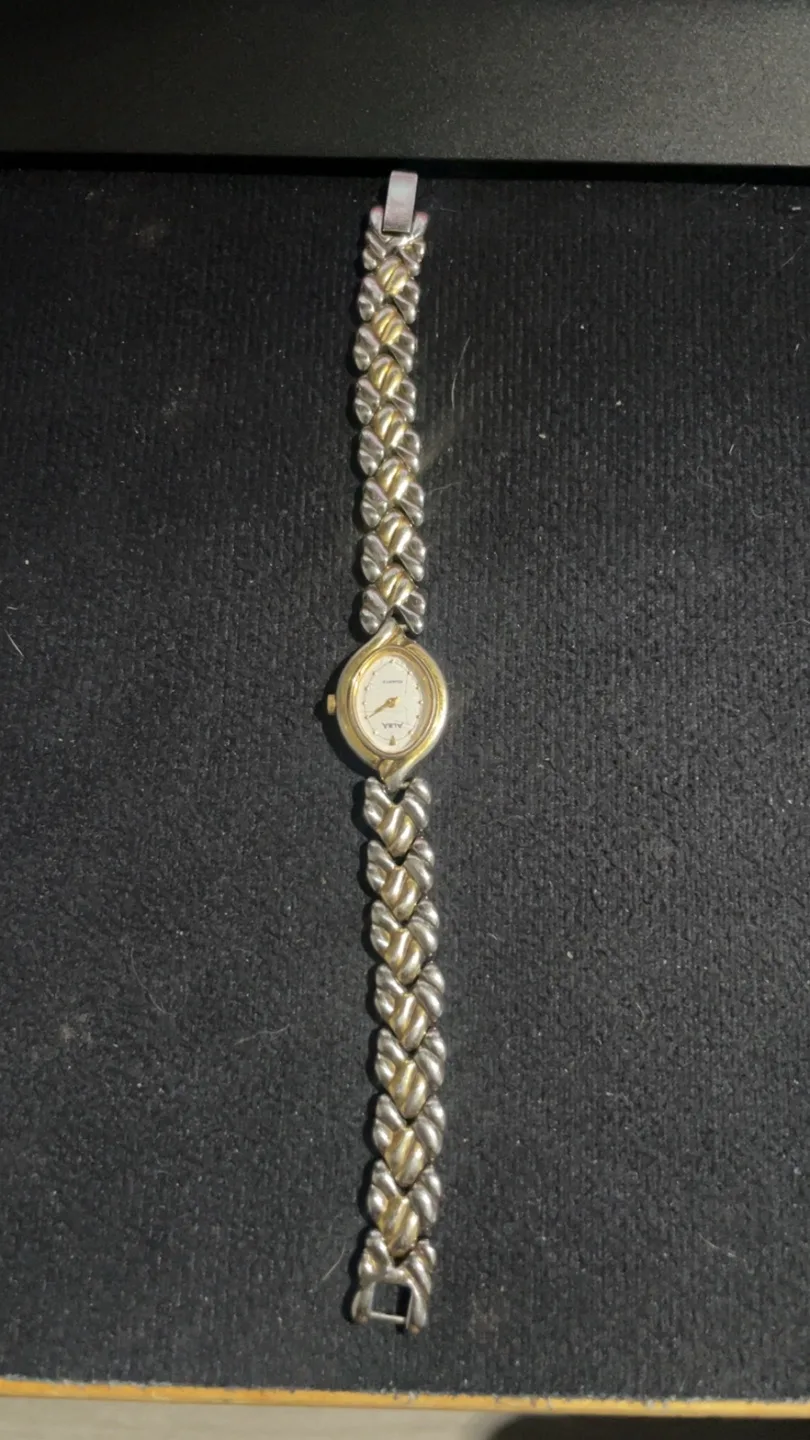 Vintage Liz Claiborne Ladies Watch thumbnail