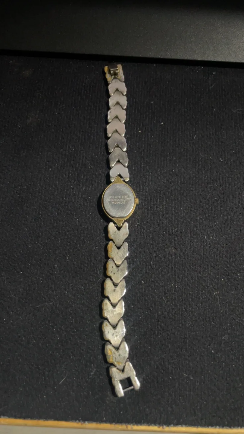 Vintage Liz Claiborne Ladies Watch image indicator(2)