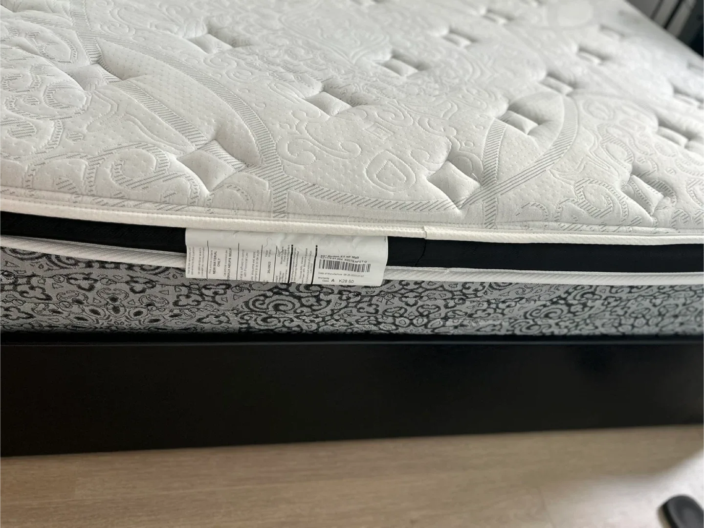 Kingsdown Studio Burton Mattress - Queen Size image indicator(7)