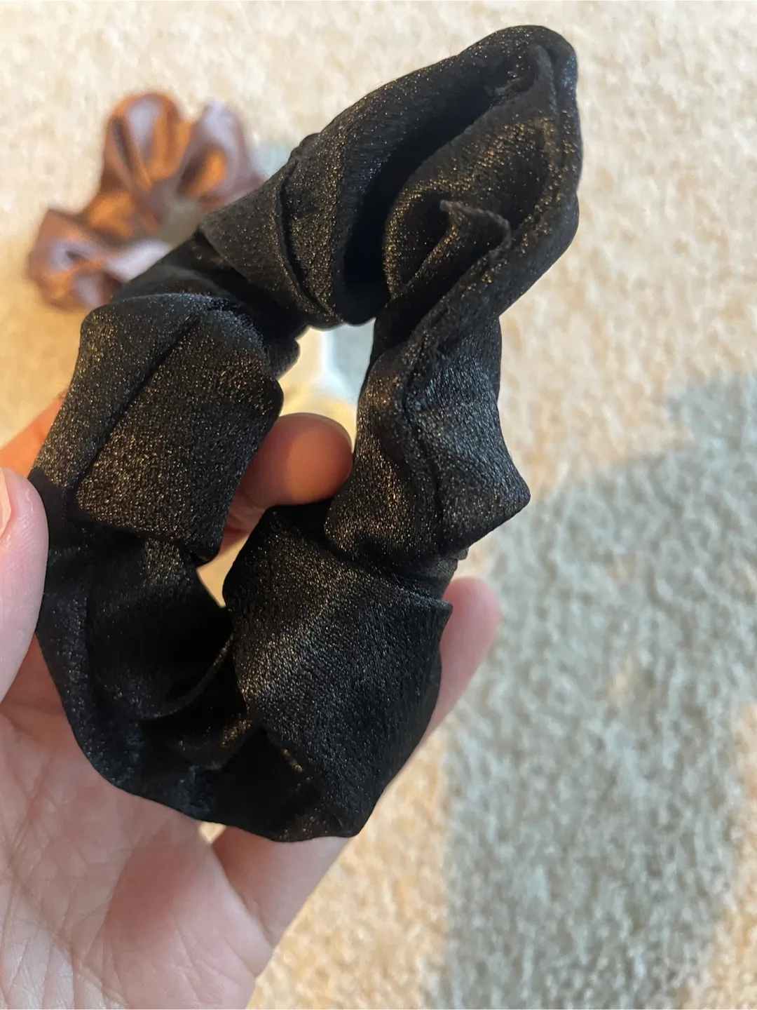 Scrunchies - Black, White, Bronze image indicator(4)
