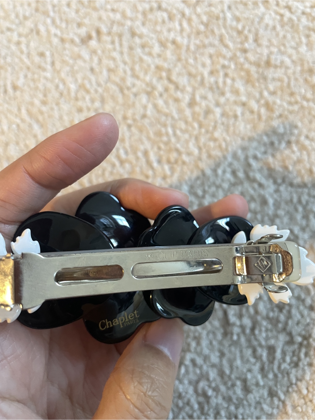 Chaplet Paris Flower Hair Clip - photo 3