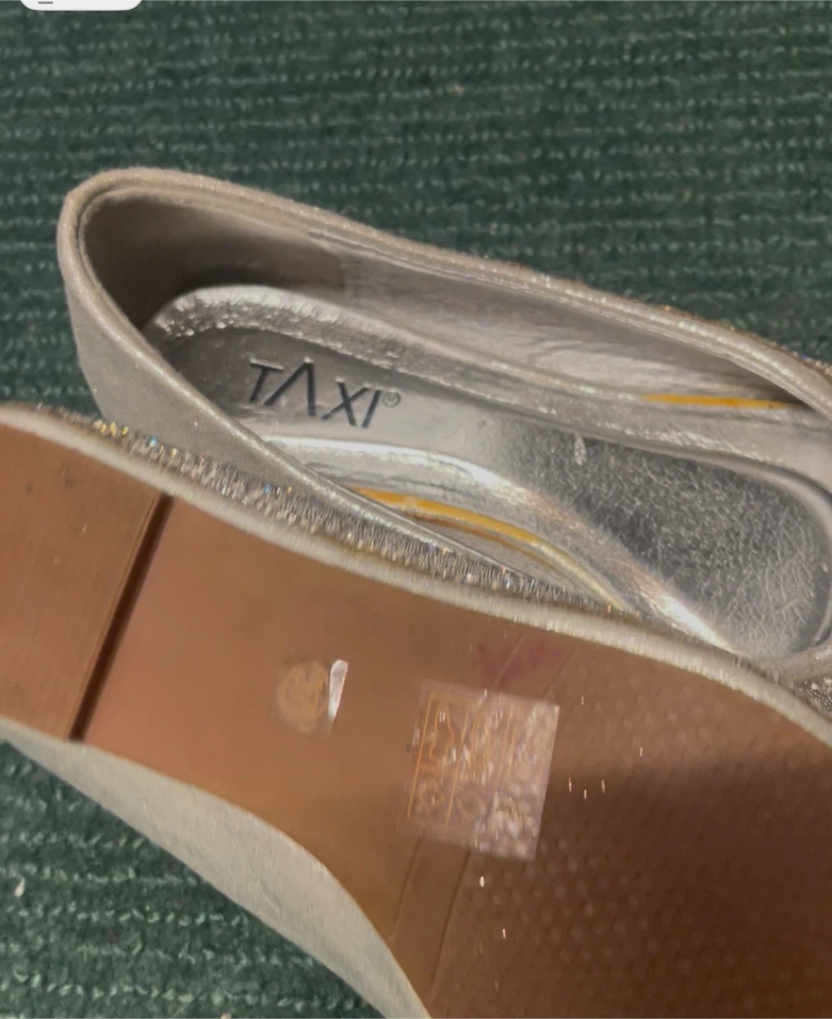 Silver flat sparkly women 6.5-7 - photo 3