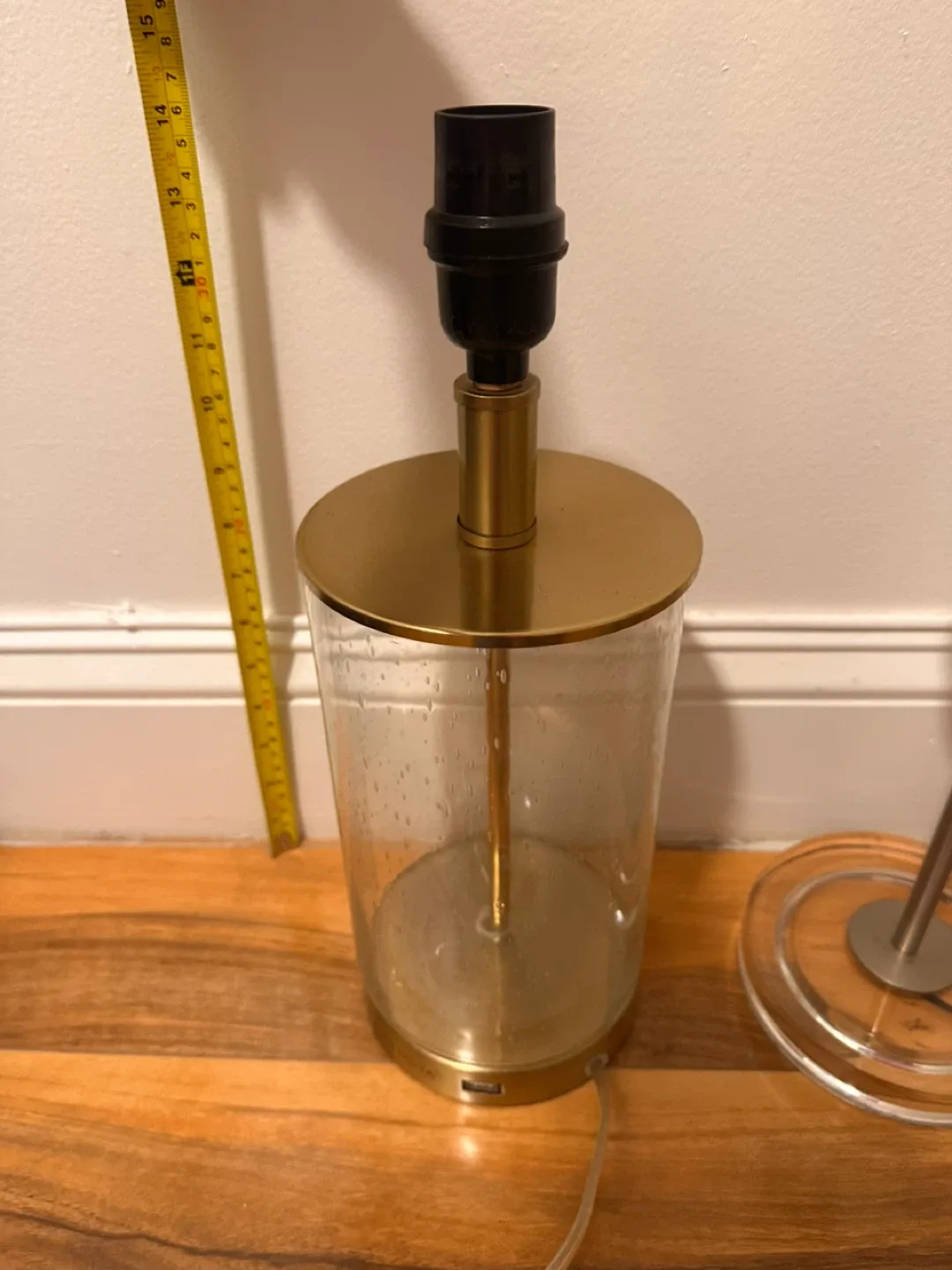 Table Lamps - Gold and Silver image indicator(2)