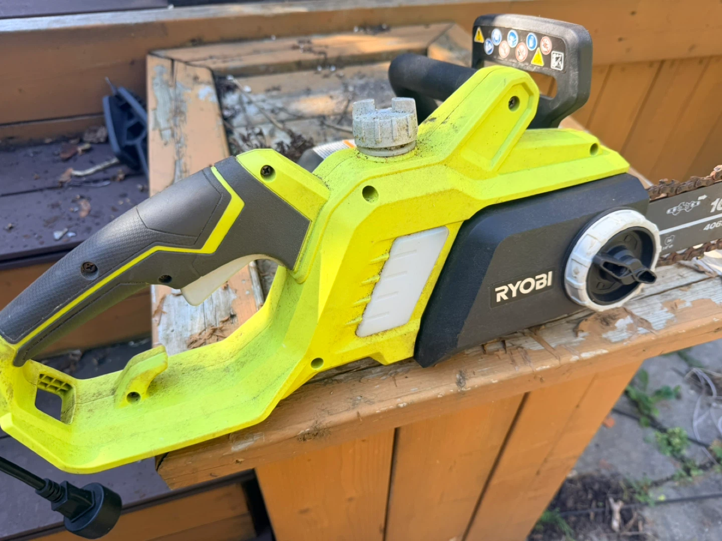 Ryobi 16-inch Electric Chainsaw - photo 2