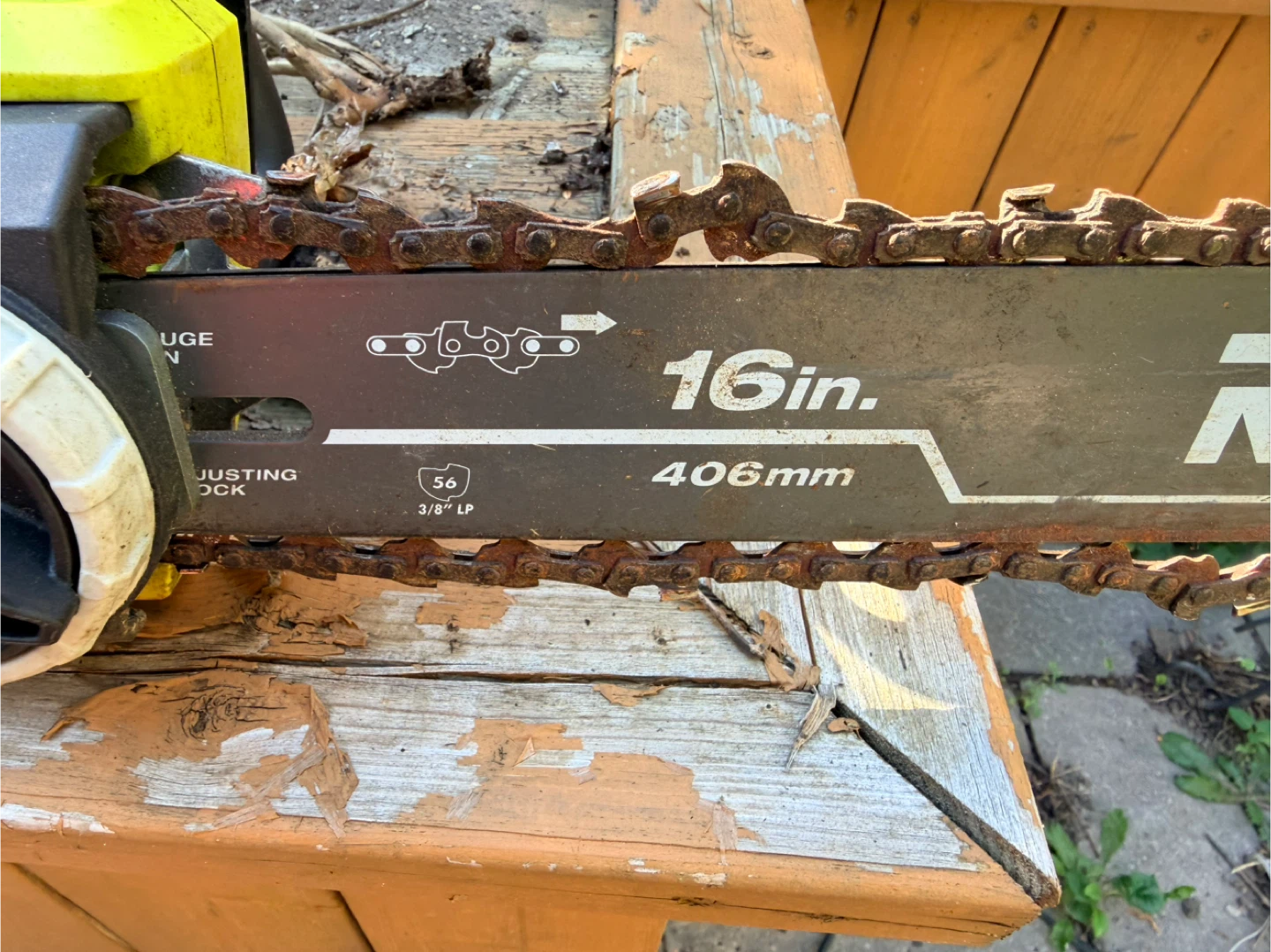 Ryobi 16-inch Electric Chainsaw - photo 4