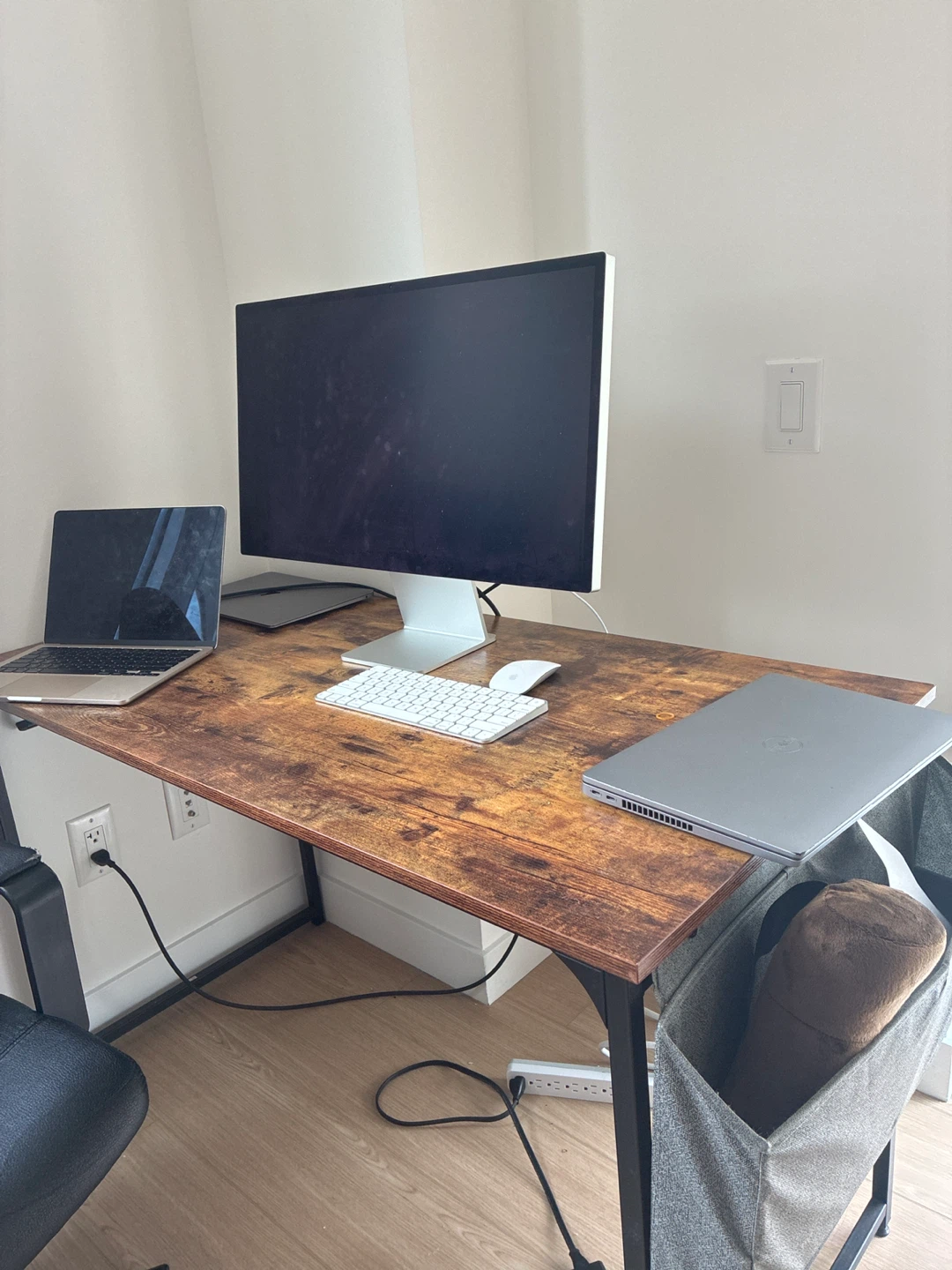 Desk and Office Chair - photo 2