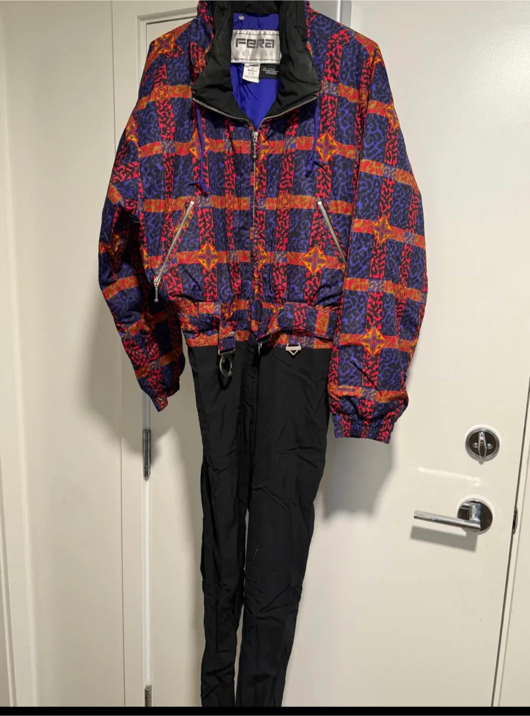 Fera women’s vintage snowsuit