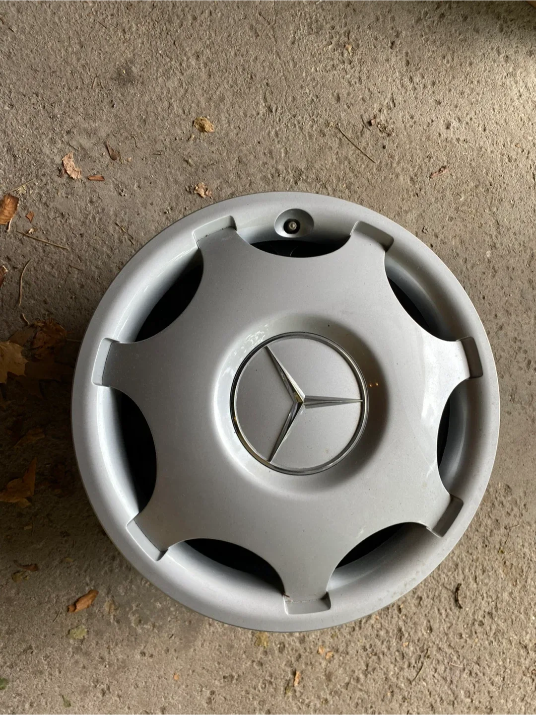 Mercedes-Benz Black Steel Wheels ALL 4 image indicator(4)
