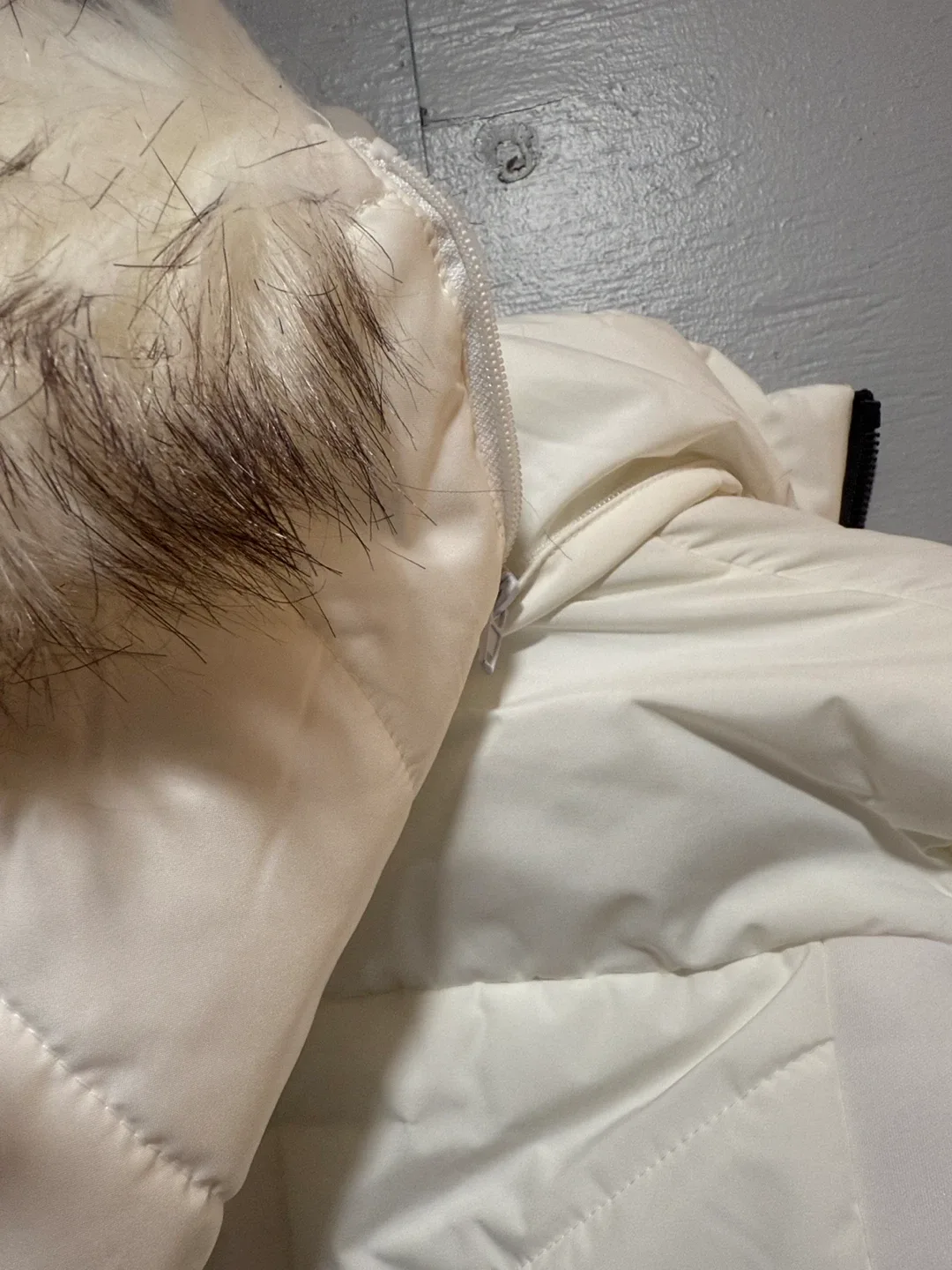 NWT Michael Michael Kors White Winter Coat XS image indicator(3)