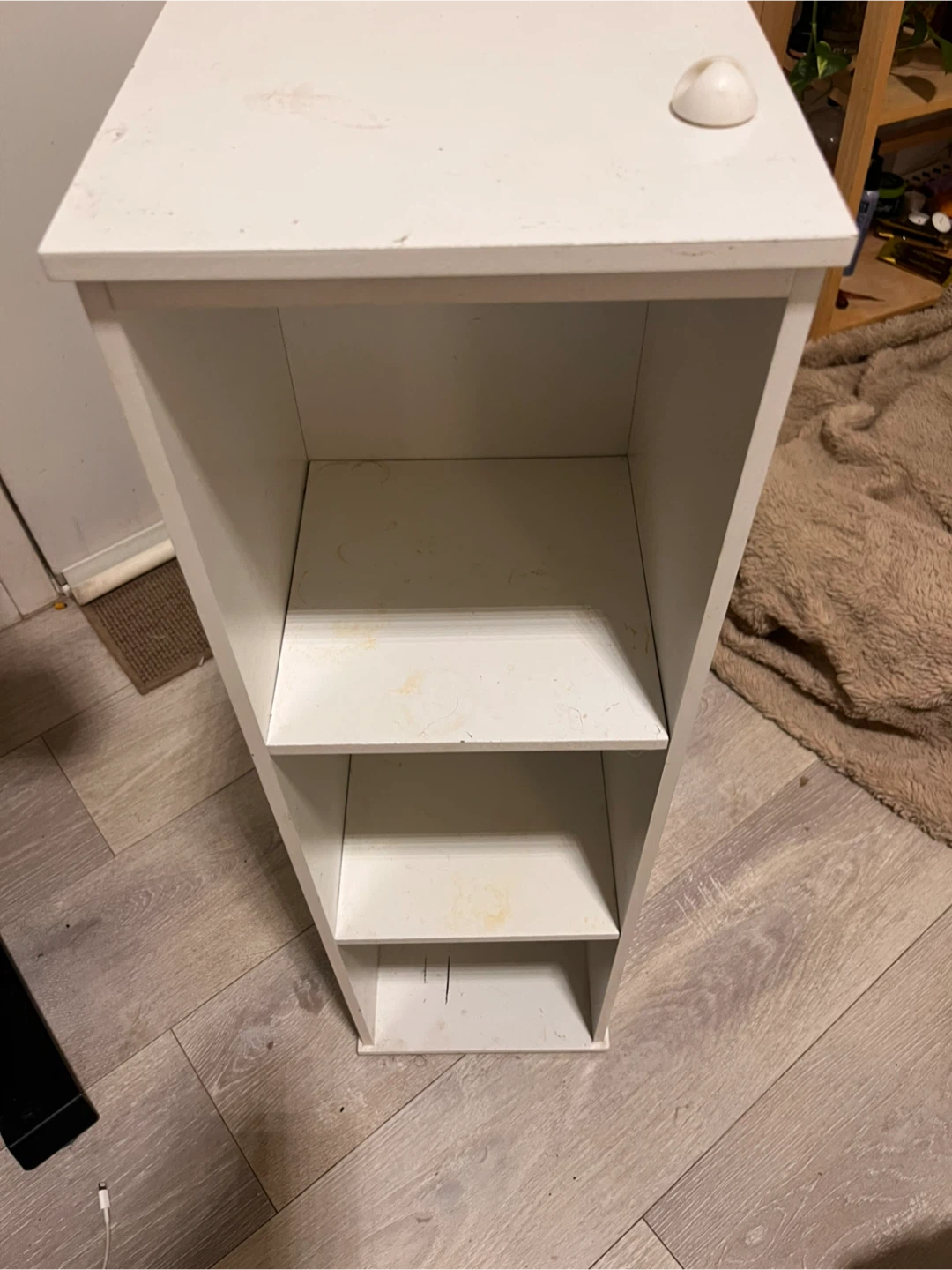 🥕White Shelf
