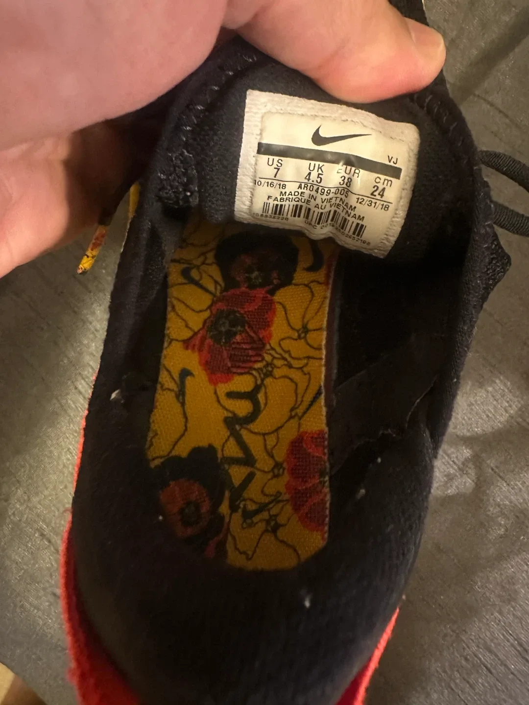 Nike Air Max 270 Black/Yellow Shoes image indicator(8)