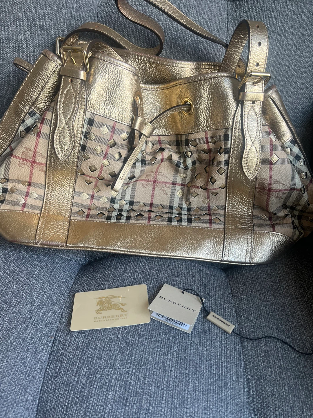 Burberry Haymarket Laser cut Plaid Drawstring Bag Gold - photo 3
