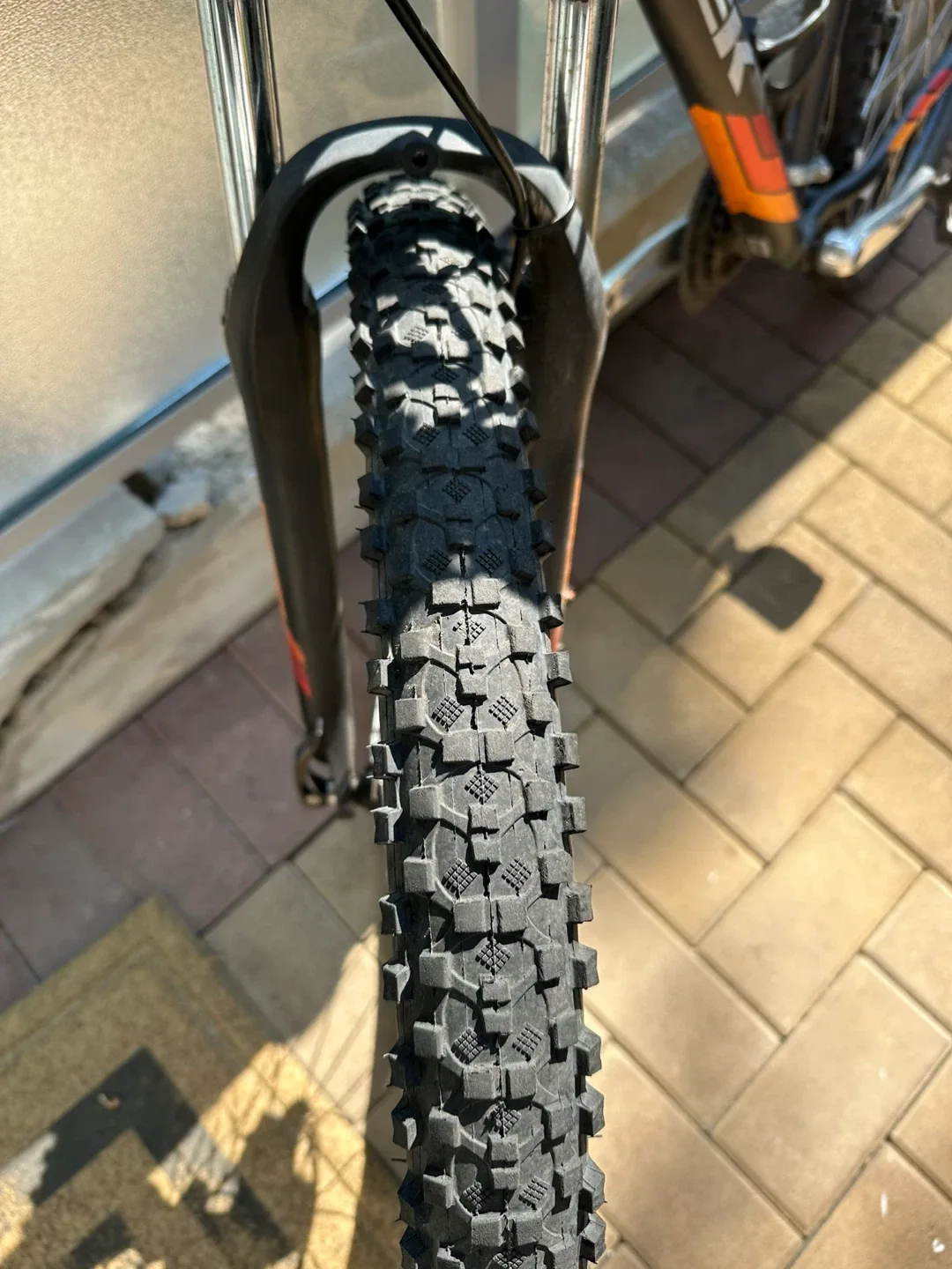 Trek Marlin 5 Mountain Bike - 15.5 inch image indicator(2)