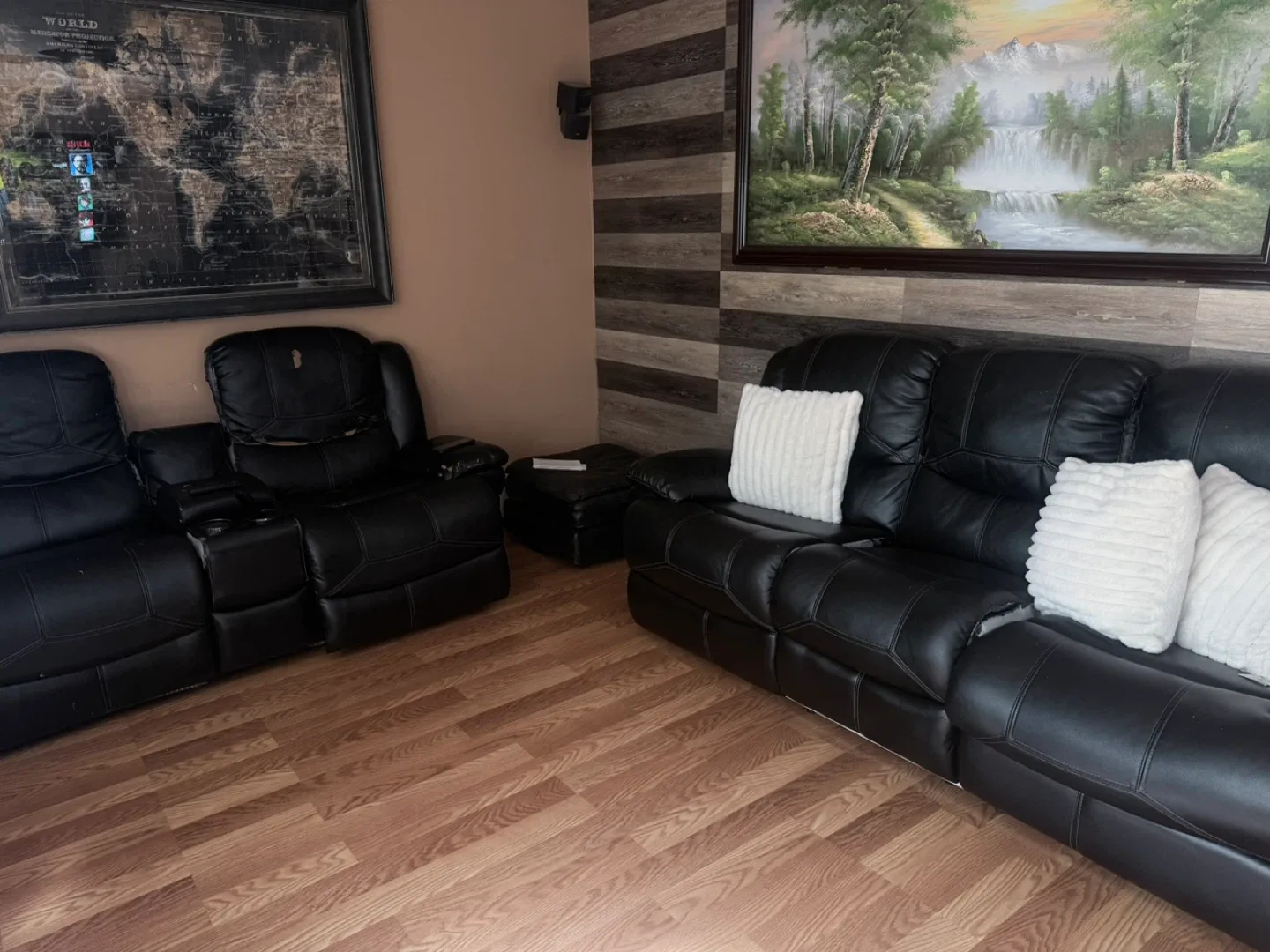 Black Leather Reclining Sofa Set image indicator(2)
