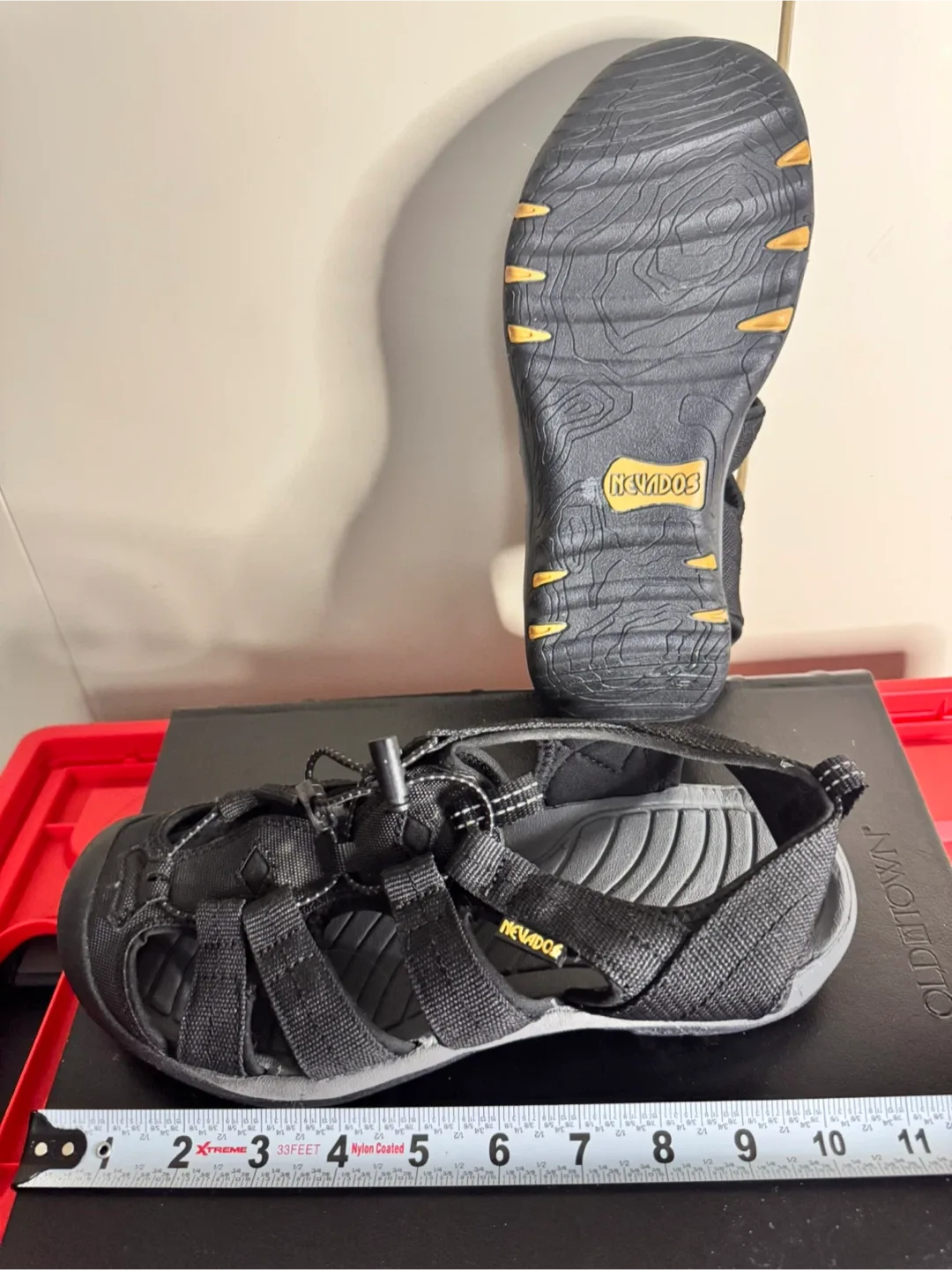 Keen Kariba Low Sandals, Size 8 image indicator(6)